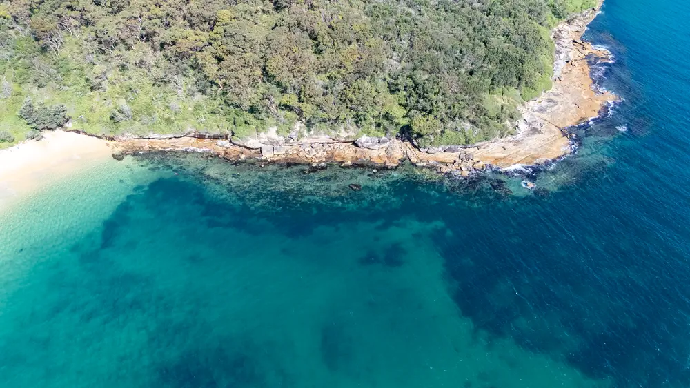 Rocky outcrops at Little Congwong Beach